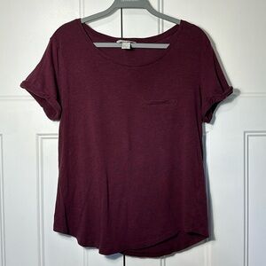 H&M Basic tshirt
* Maroon with faux front pocket and rolled sleeves